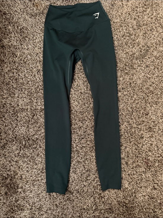 Gymshark Pants - Gymshark size small Dark green Leggings
